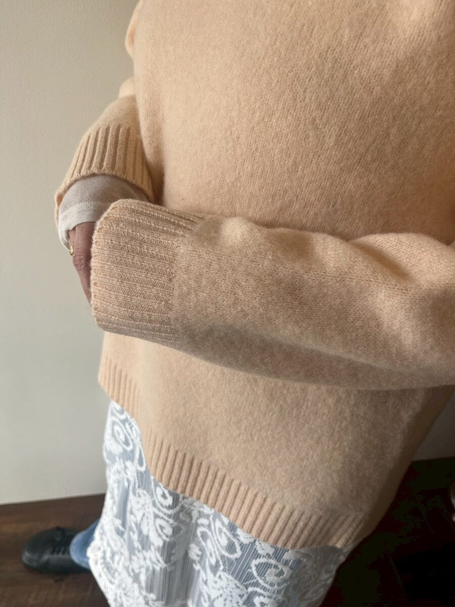 MUJILabo ヤク混タートルネックセーター　ライトオレンジ　アップ