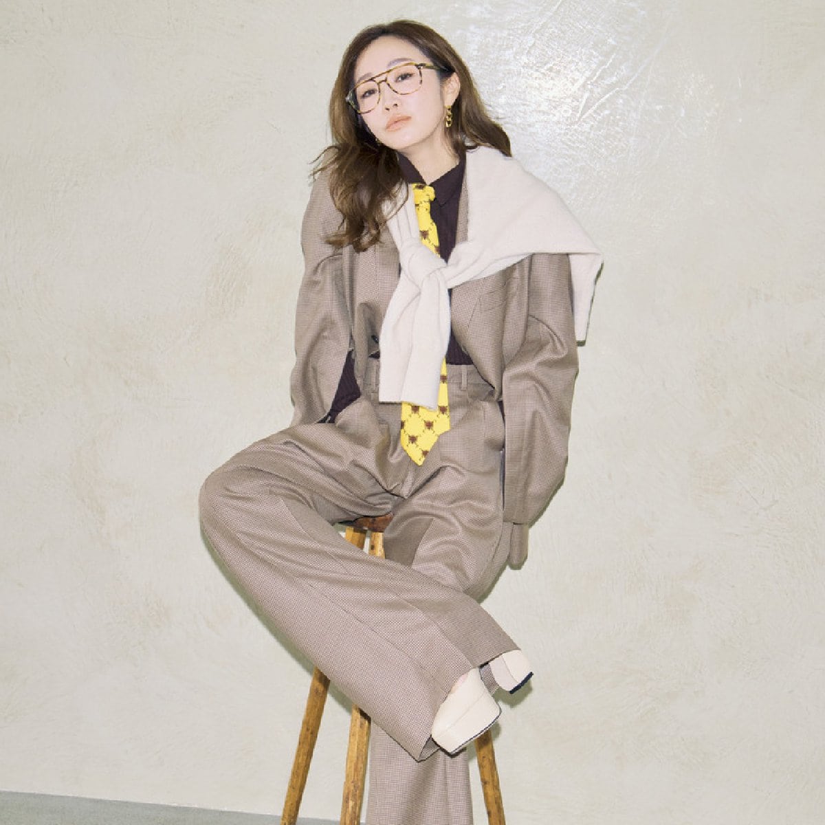 神崎恵さんGLOW10月号より