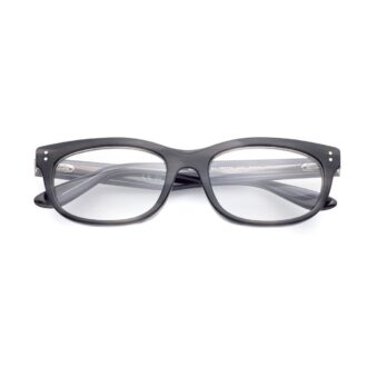 2万5740円（レイバン／ルックスオティカジャパン カスタマーサービス）