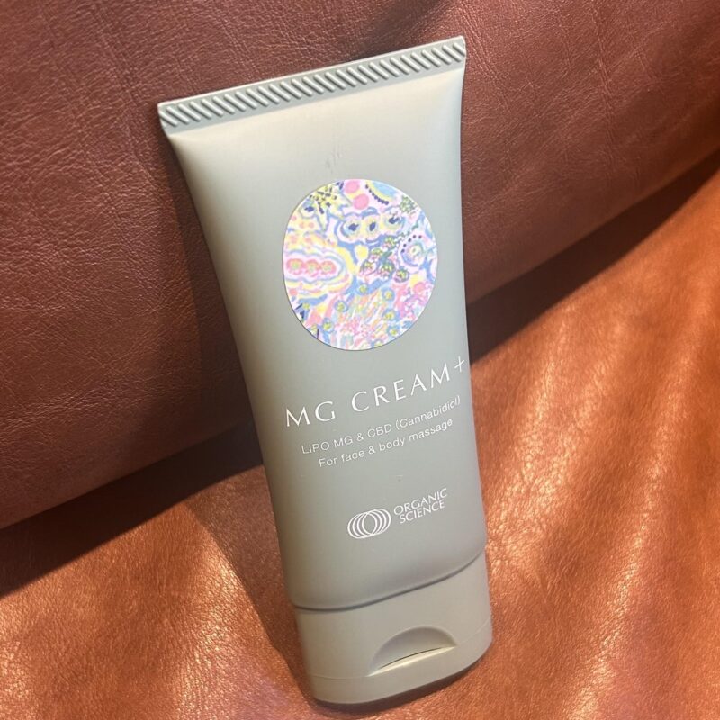 MG CREAM+CBD 7810円(オーガニックサイエンス 0120-659-151)