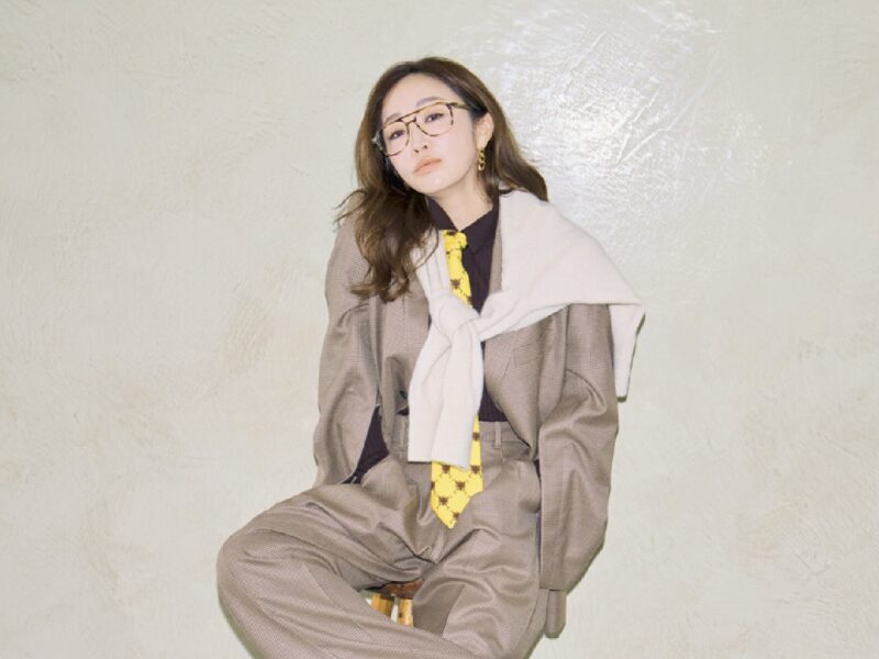 神崎恵さんGLOW10月号にて