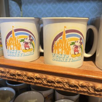 90年代な雰囲気のカップ