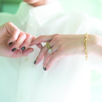 「40代の手もと」を美しく演出する【hum（ハム）のダイヤモンドリング】で品格ＵＰ！