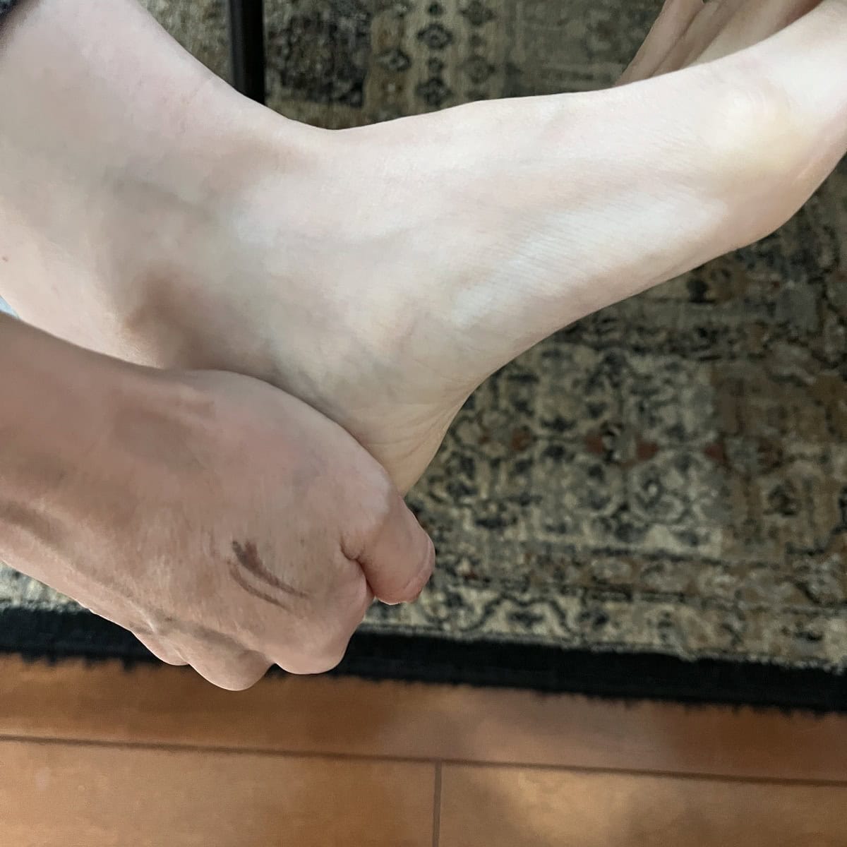 ジェルを塗ったらこのままキープ