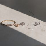 年末に買いたい【40代のごほうびジュエリー】は一生もの＆洒落見えなティファニー Tで決まり！