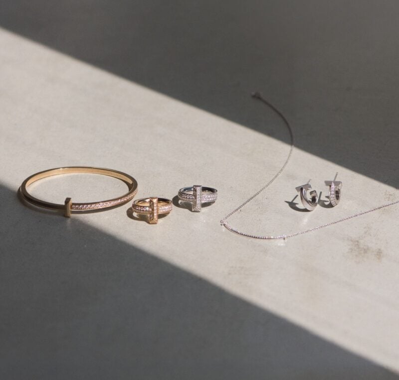 永遠の定番ジュエリー、ティファニーT