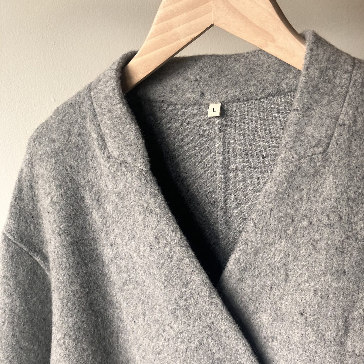 MUJILabo　カシミヤ混ロングコート　グレー　アップ