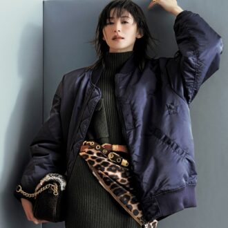 【40代お洒落】新定番3色「ブラウン・カーキ・ネイビー」でエッジィな垢抜けコーデの作り方