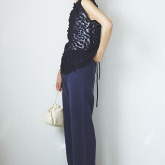 リラクシーパンツ　コーデ