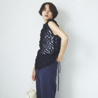 【40代おしゃれ】ネイビーのスポーティパンツが使える！