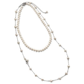 単品でも使え幅広い場面で活躍。4万2900円(ヴァンドームブティック/ヴァンドームブティック 大丸東京店)