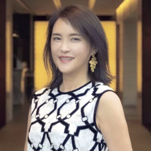 マナー講師 「マナースクールEMI SUNAI」代表 諏内えみ先生