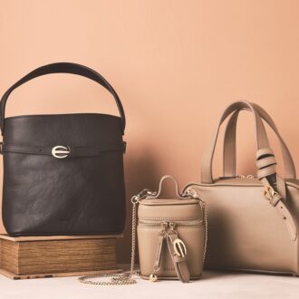 ミュシャ　バッグ