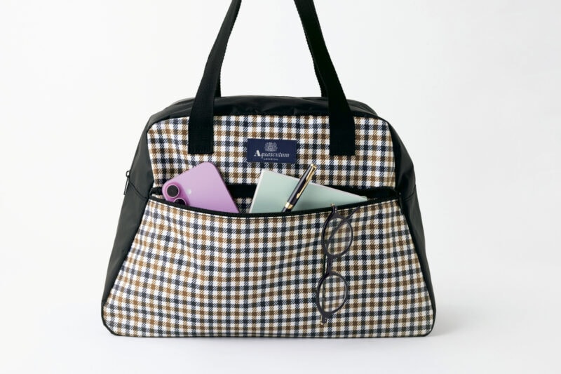 POINT1 フロントポケット