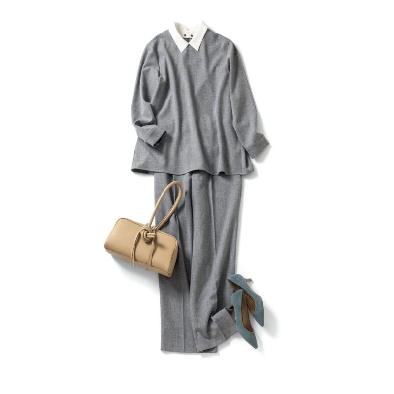 【着回しアイテム：Ⓑ＋Ⓒ】バッグ5万2800円（ヴァジック／ヴァジックジャパン）　パンプス1万8150円（ダイアナ／ダイアナ 銀座本店）