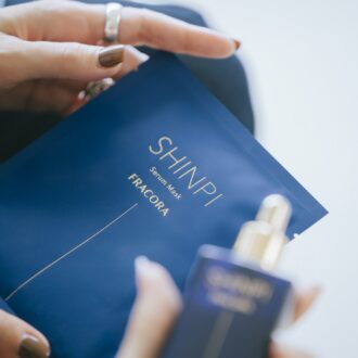 フラコラ 導入美容液とセラムマスク