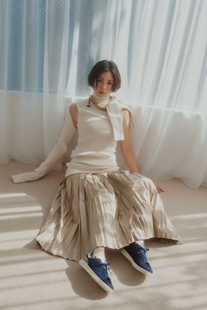 【ABC-MART】大人のためのSTAN SMITH、新登場。矢野未希子が魅せる上品カジュアル