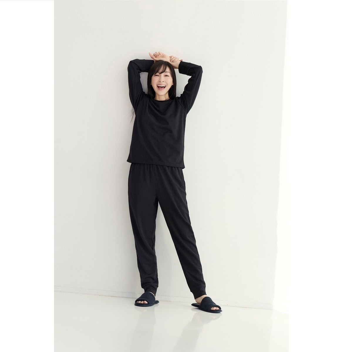 Recoverypro Lab.麻生久美子さん　着用　ブラック