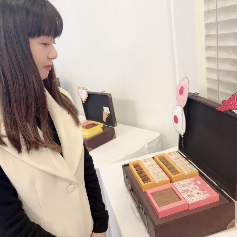 テーマはLa Vie Parisienne