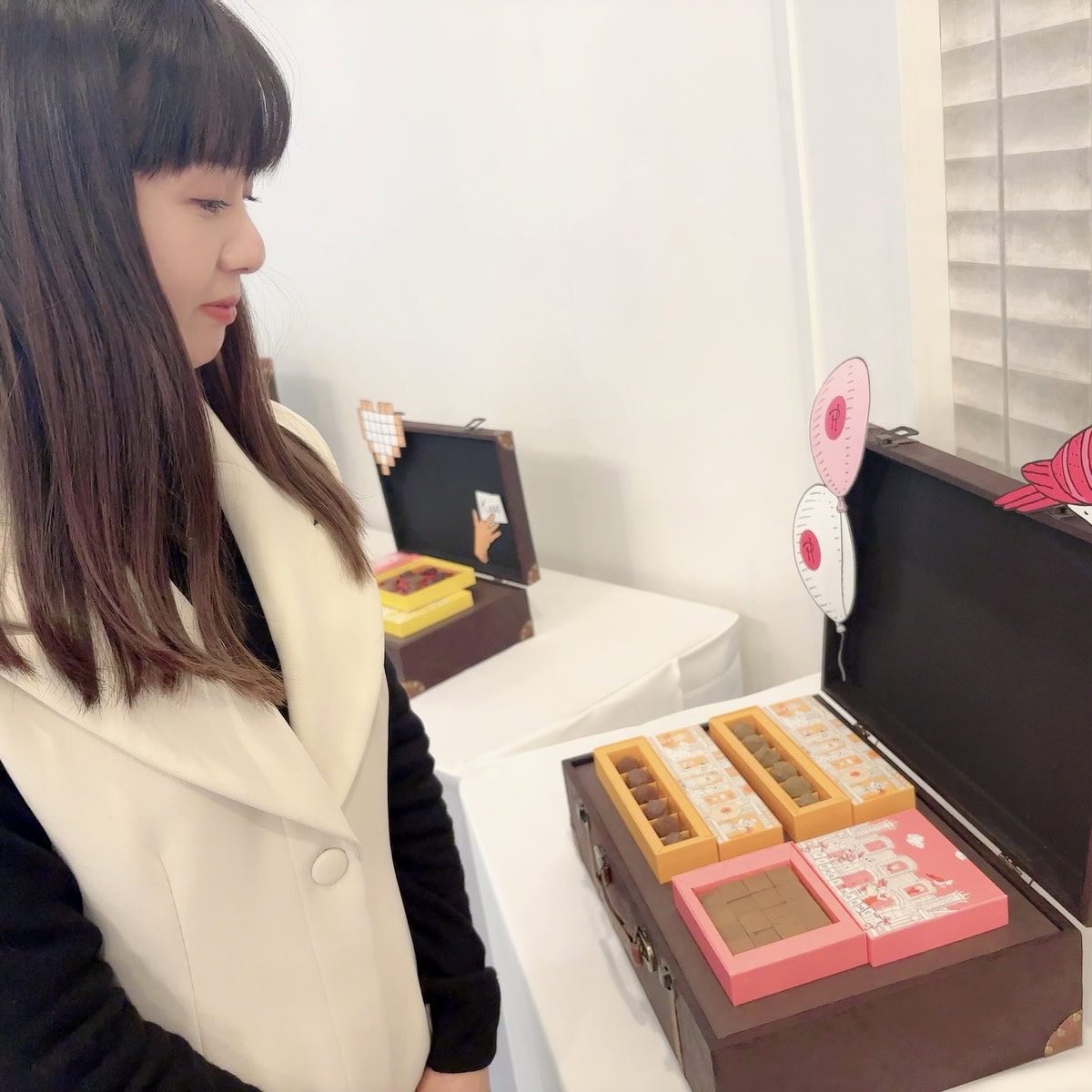 テーマはLa Vie Parisienne