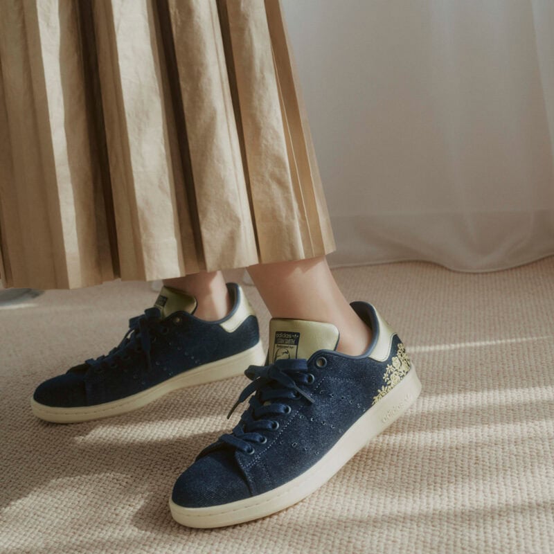 【ABC-MART】大人のためのSTAN SMITH、新登場。矢野未希子が魅せる上品カジュアル