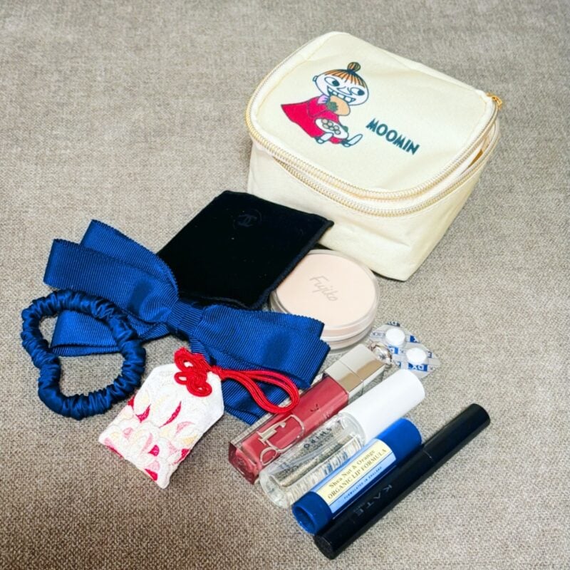 ミニポーチ中身