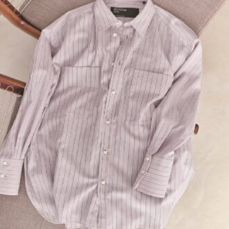 ストライプ柄でマニッシュに