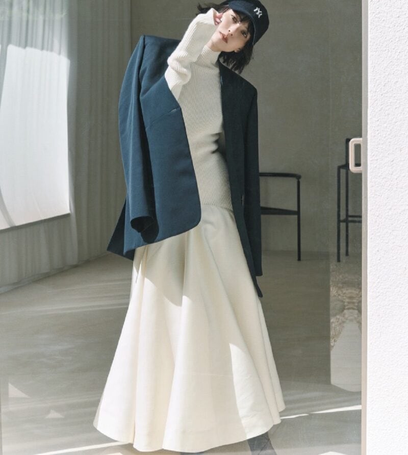 JKをプラスすると小洒落たワンピスタイルに