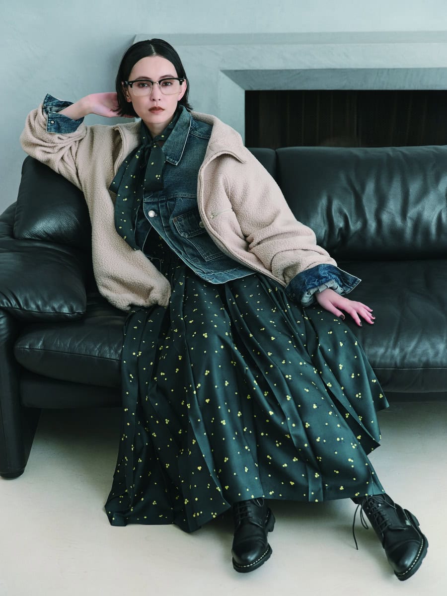 小花柄でオンナっぽさに可愛げをプラス