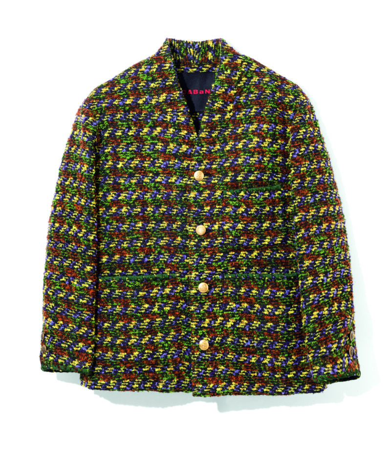 カーデ感覚で羽織れるのも◎