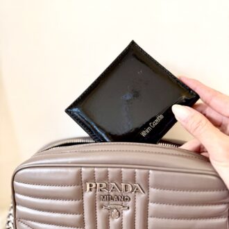 小さなバッグの時でも入るコンパクトなサイズ!