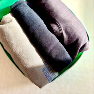 大ポーチは、1泊旅行にとっても便利!