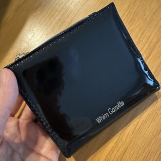 付録に見えない、上品なエナメル素材