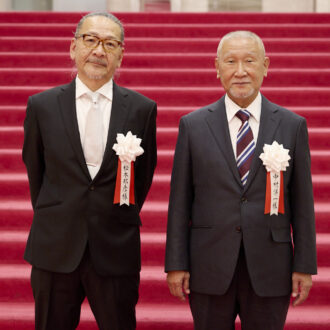 舞台の裏側を支えるプロの仕事に迫る。仕事への想いやこだわり。「ニッセイ・バックステージ賞」受賞者インタビュー