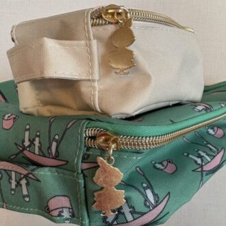 ゴールドファスナーにリトルミイのチャーム