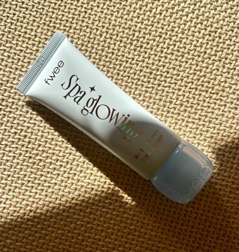 フィー スパグロウUVトーンアップベース02 SPF50+･PA++++ 35mL 2310円