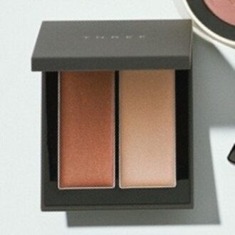 【THREE】シマリング グロー デュオ R 01