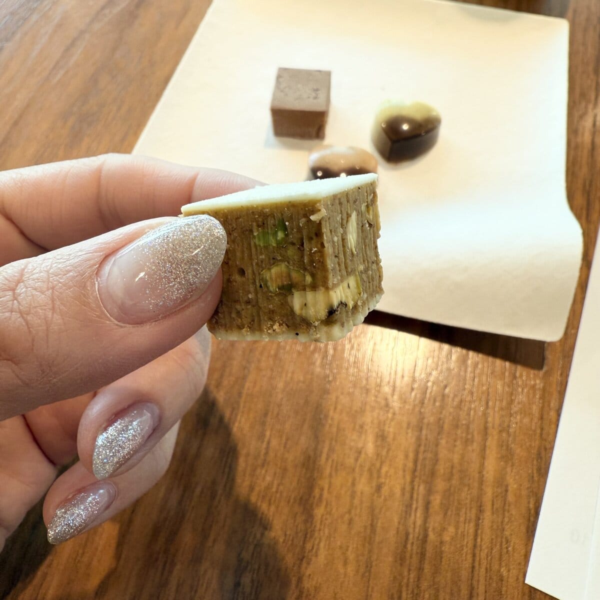 ピエールマルコリーニ25周年アニバーサリーボックスから、ピスタチオときな粉の一品