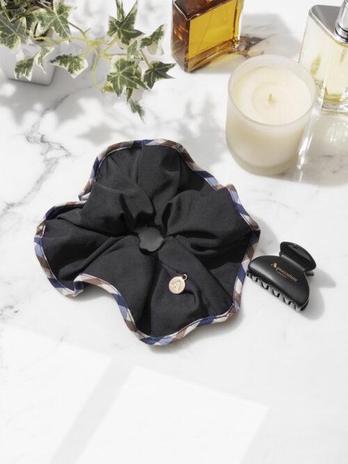 GLOW 2026年3月号2026年3月号増刊 付録【アクアスキュータム ビッグシュシュ&ヘアクリップ】 いつものヘアを華やかに 品格ヘアアクセサリー2点セット