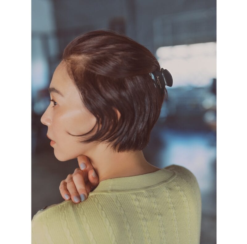 ロゴでクラス感ＵＰ！　使い勝手のよいヘアクリップ