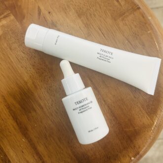 MULTI KOMENUKA OIL 30mL 7700円、国産の希少なクレイ・モンモリロナイトを高配合した、ボディにも使える濃密保湿クリーム。MULTI CLAY RICH 75g 5500円（共にTEKOTE）