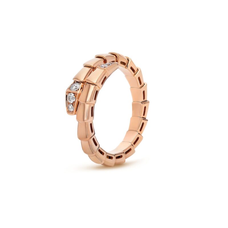 リング「セルペンティ ヴァイパー」[PG x DIA] 64万3500円（ブルガリ/ブルガリ・ジャパン）