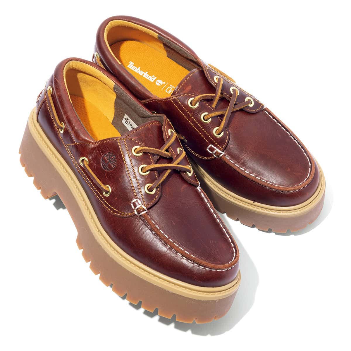 旬のトラッドとも好相性。デッキシューズ「STONE STREET 3 eye classic」2万5300円（ティンバーランド／VF ジャパン）