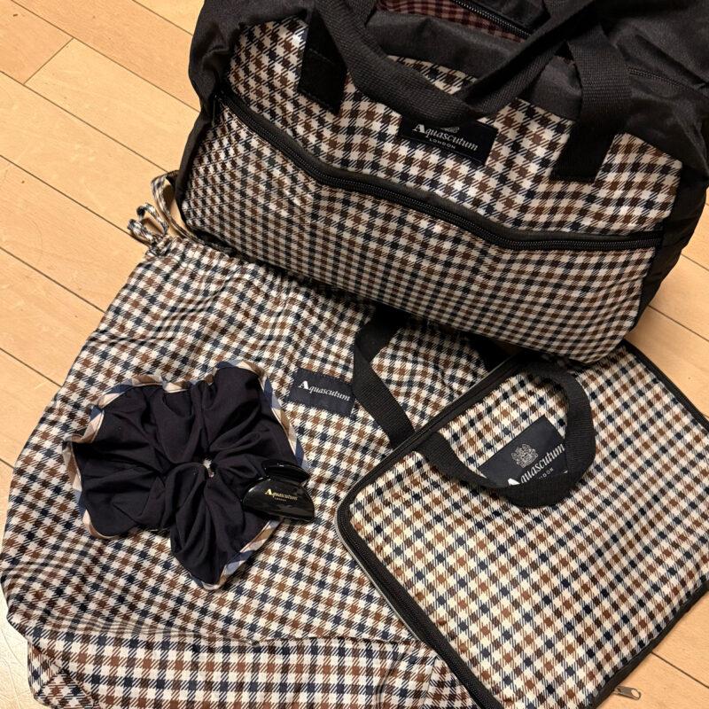 GLOWと言えば豪華付録!アクアスキュータム!