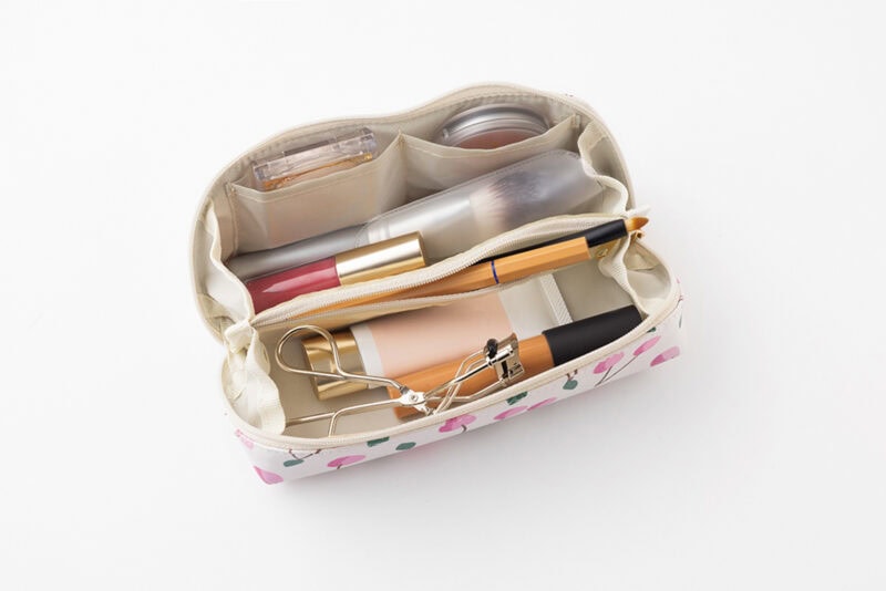 『素敵なあの人』2026年2月号特別付録は「kippis」コラボの「収納上手なマルチケース」をコスメポーチに