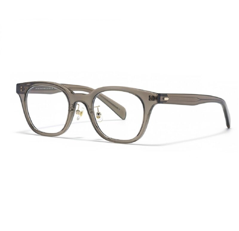 しっかりフレームで小顔効果