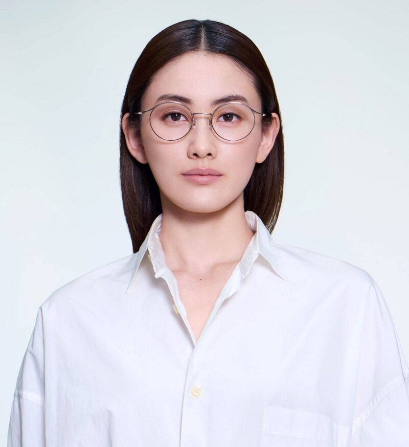 透明感底上げフレーム着用後