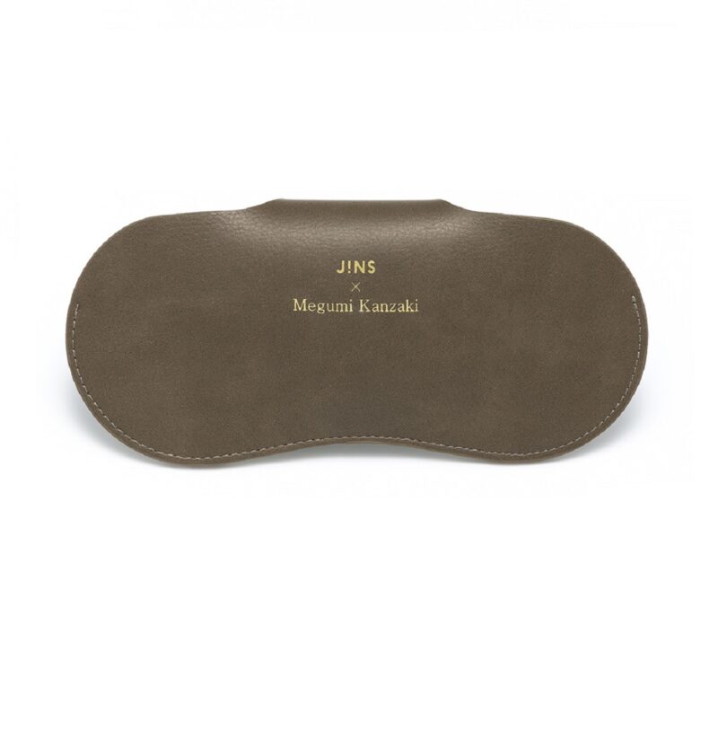 限定ケース裏側には刻印入り