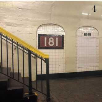 4.NYの地下鉄。「かわいいタイルがお気に入りで、見つけると写真を撮ってしまいます」