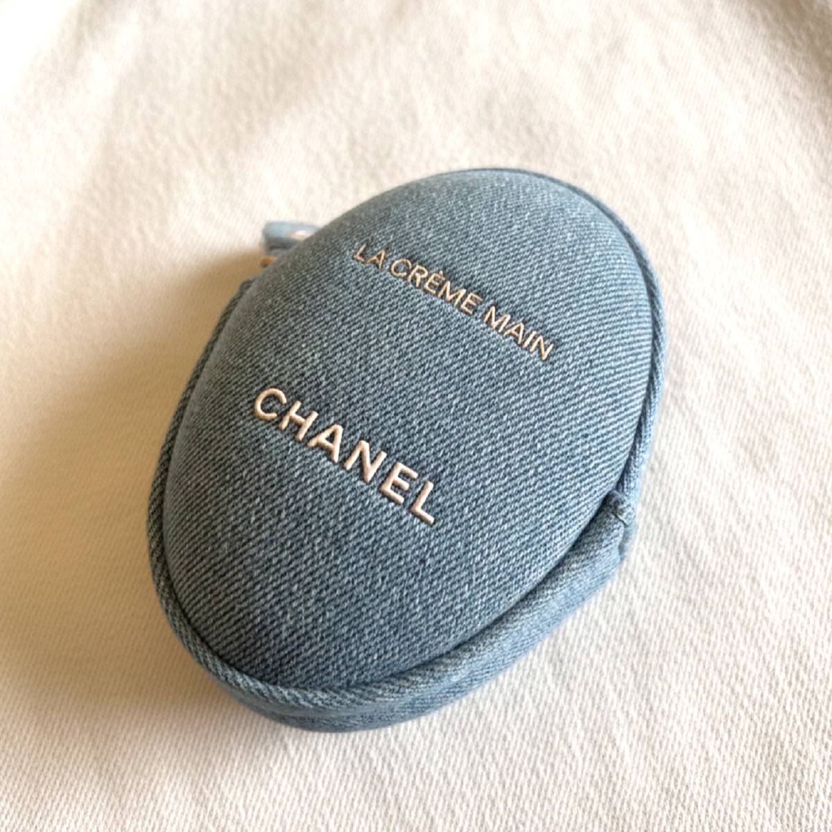 可愛いフォルムにデニムを着せて　絶対欲しい【ハンドクリーム】